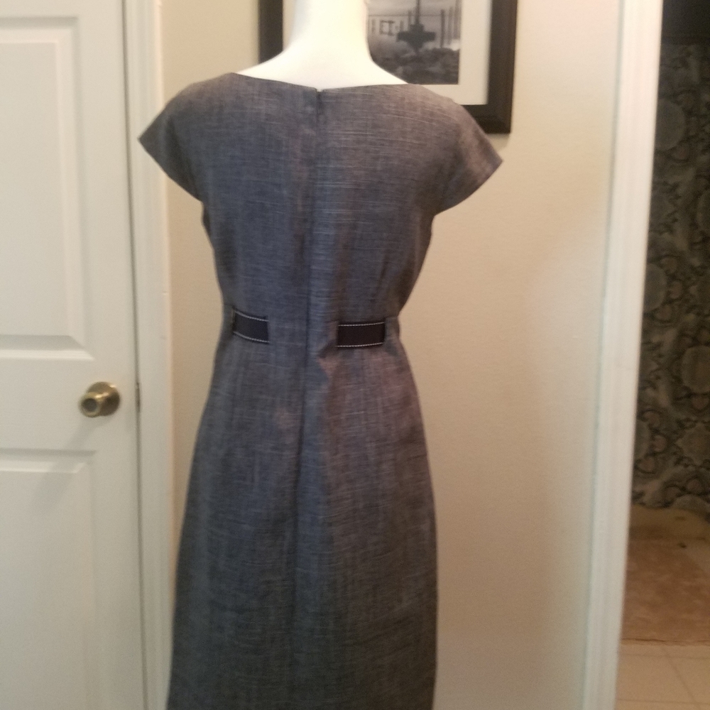 Dress - Picture 5 of 7